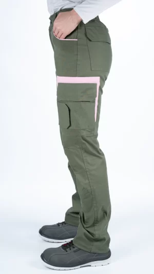 Pantalon Cargo verde hecho por fluir